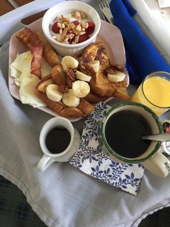 The Colonel'S In Bed And Breakfast Fredericton Zewnętrze zdjęcie